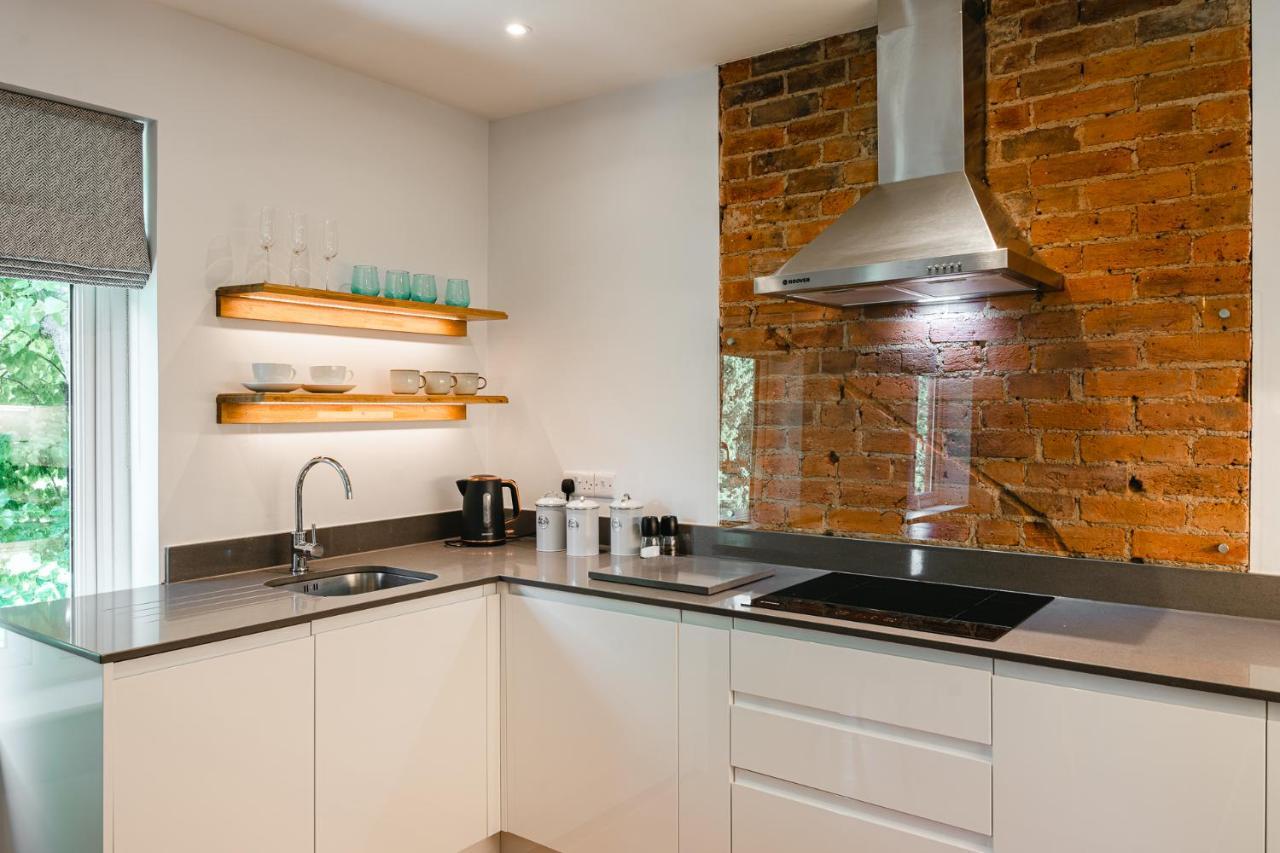 South Street Apartments Chichester Exterior foto